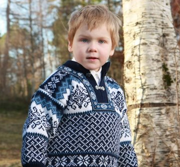 Borgund Sweater - Navy blue & White